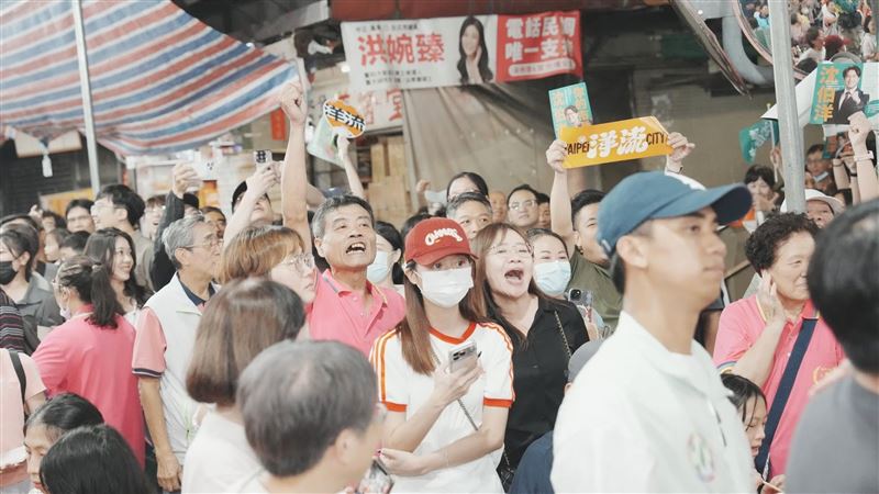 震撼畫面！她喊「沈上蔣下」黃金交叉起點