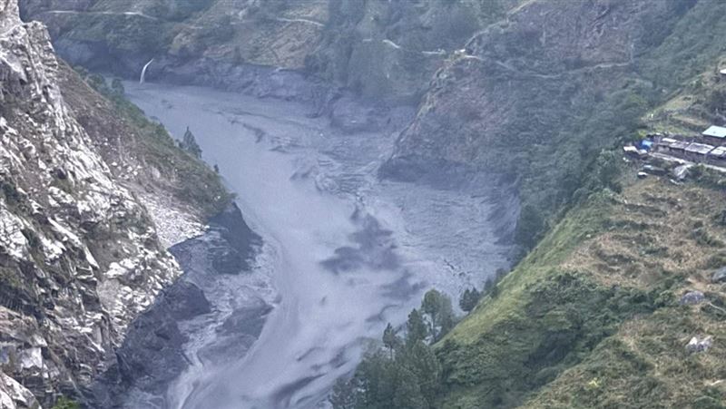 尼泊爾又爆大規模山洪　橋梁、住宅遭沖毀