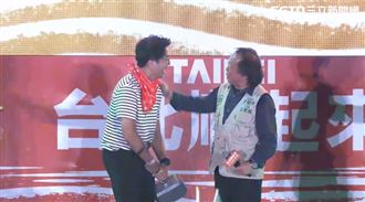 只送禮給市長！王世堅拋當選金句