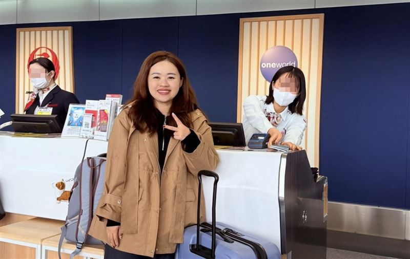 蔡依儒家庭背景身家雄厚，是已故詩人蔡奇蘭之女。（翻攝自蔡依儒Threads）