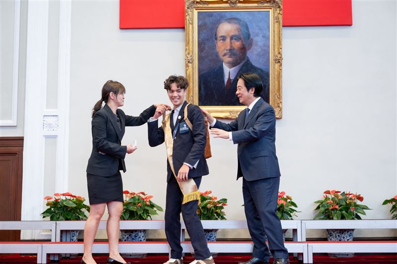 賴清德總統今（12）日接見「第48屆國際技能競賽代表團」。（圖／總統府提供）