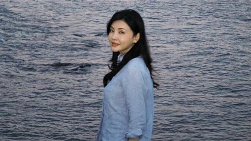 曾嘆除了工作只剩ICU　何如芸證實喪母