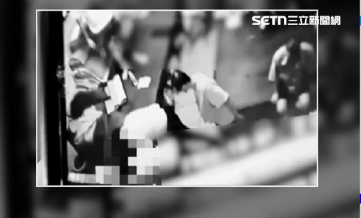 「輪流打人」影像曝！通緝犯收監2天猝死