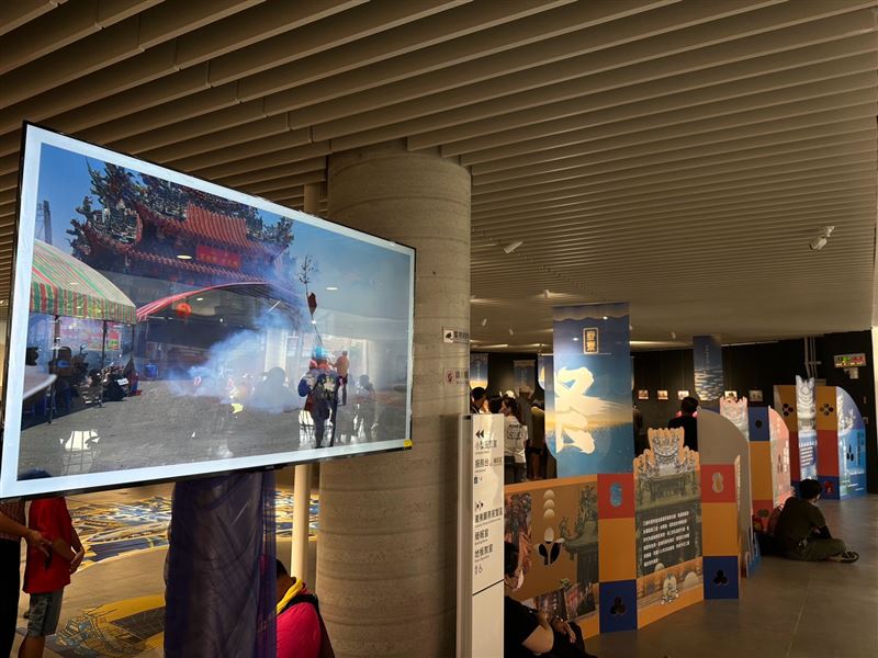 2026「麥寮王船沉浸式影像展」，結合實體工藝與數位影像，呈現麥寮王船文化歷史與信仰精神。（圖／麥寮鄉公所提供）
