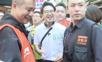 職業傷害！沈伯洋右手受傷塗藥超痛表情曝
