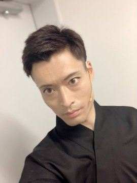 41歲動作男星望月祐治去年11月初突傳驟逝。(圖/翻攝自X@mocchi0218)