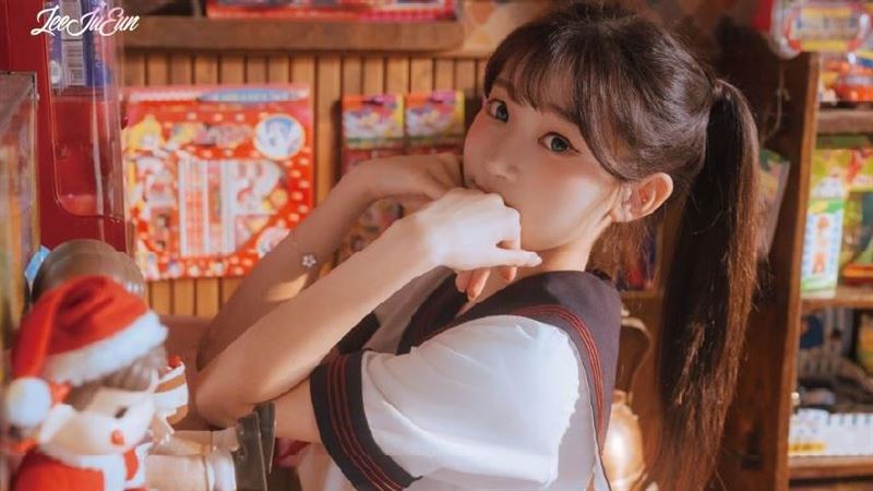 李珠珢變身制服學生妹！挑戰6職業COSPLAY