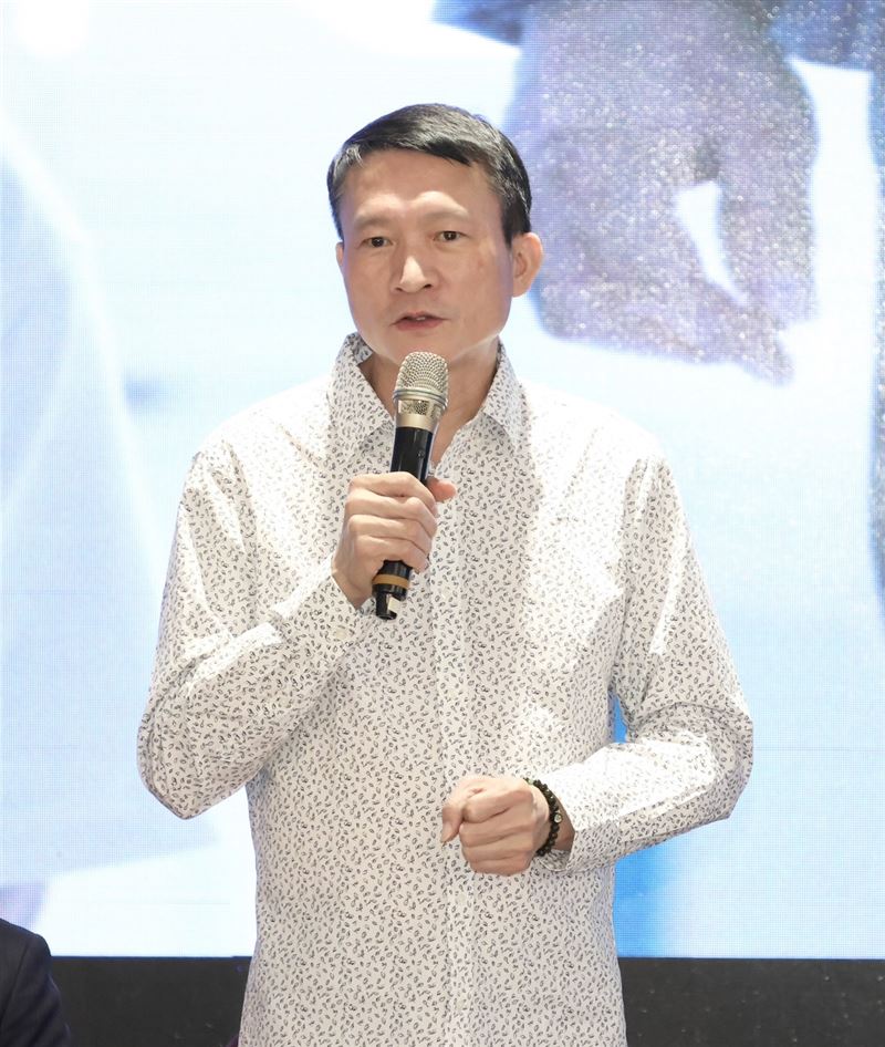 秦楊自嘲「禍害遺千年,不用擔心我」,請外界放心。(圖/記者田俊彥攝影)