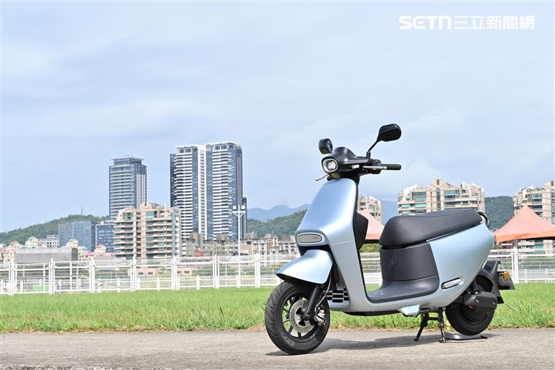Gogoro Luna具備多項便利的科技配備。(圖/記者鍾釗榛攝影)