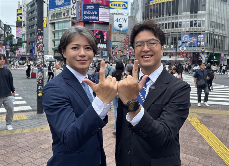 上畠寬弘來訪黑熊學院，也對沈伯洋推動相關議題的遠見表達敬意。（圖／翻攝自上畠寬弘Threads）