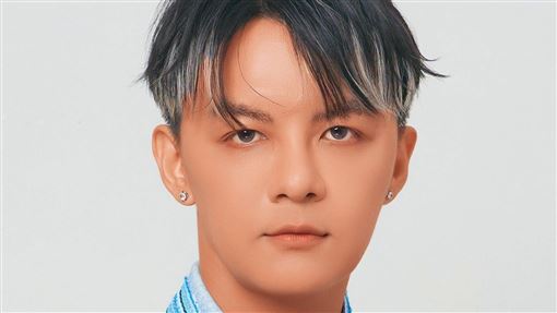 簽名CD遭99元賤賣　賣家身分竟是主持人