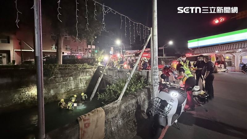 男騎車撞護欄墜溝！一路漂2.5KM送醫不治