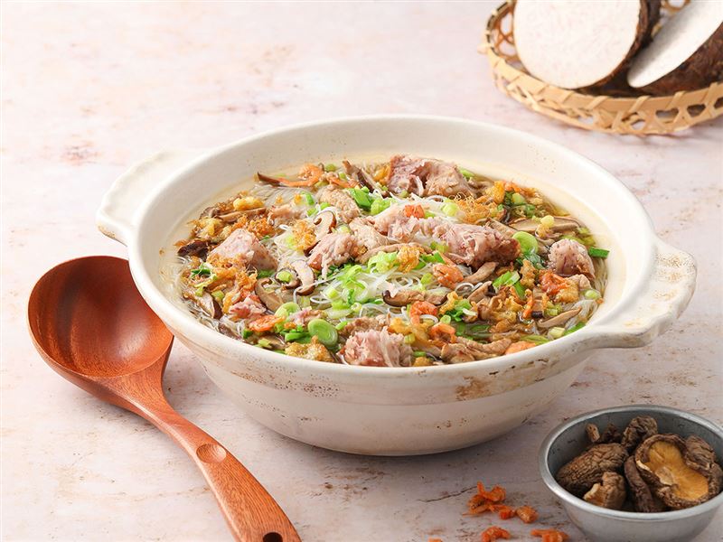 丰禾推出瘋美食會員不限平假日，內用消費滿1,500元，贈芋頭米粉湯1份。（圖／品牌業者提供）