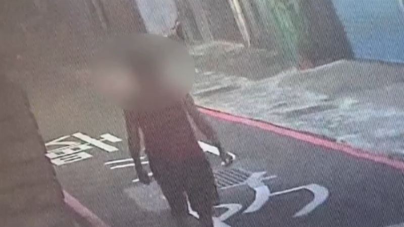 怕爆！高雄妹夜歸轉身「有人貼著走」