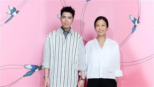 老蕭愛妻創業20週年！陽岱鋼林智勝都來了