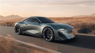 車頂有氣泡！RCZ Vision巴黎亮相