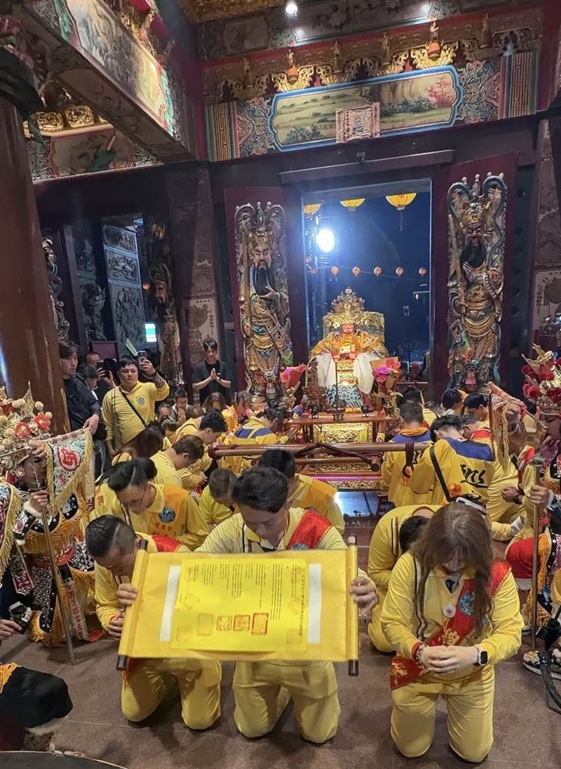 第四天夜巡駐駕霄裡玉元宮,進行繳玉旨科儀,向玉皇上帝稟告夜巡事宜。(圖/桃園護國宮提供)