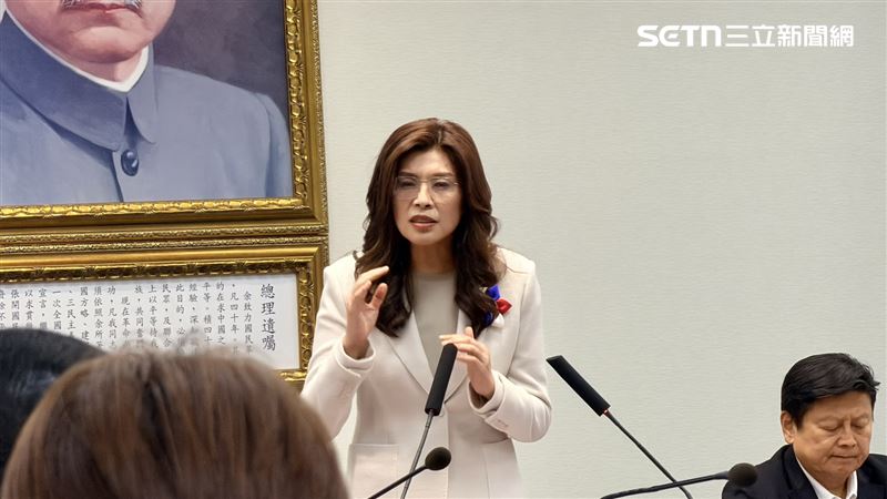 鄭麗文出席國民黨中常會(圖/記者陳思妤攝影)