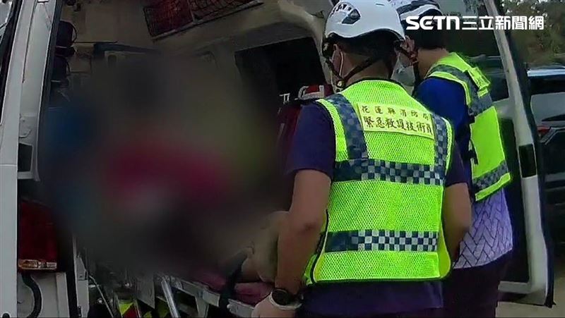 花蓮男遭人砍傷雙臂　急奔拜票候選人求救