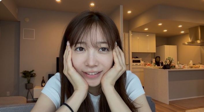 20歲女星認高一曾懷孕　小孩生父是中國人