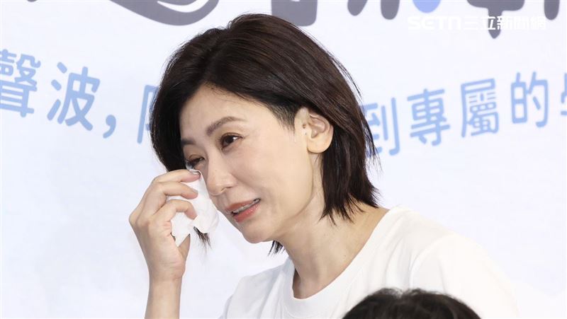 賈靜雯曝修杰楷受洗內幕！不逼女兒跟進