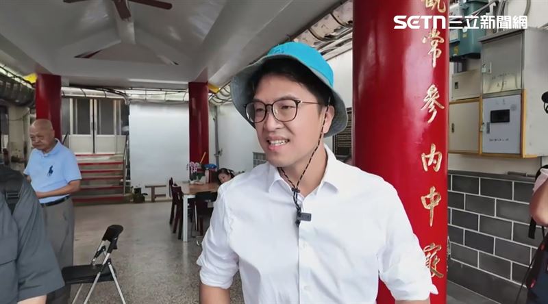 被藍營罵不懂科技產業,沈伯洋表示沒關係,他們說自己不懂科技業就是自己不懂科技業,更諷刺「他們超懂」。(圖/翻攝畫面)