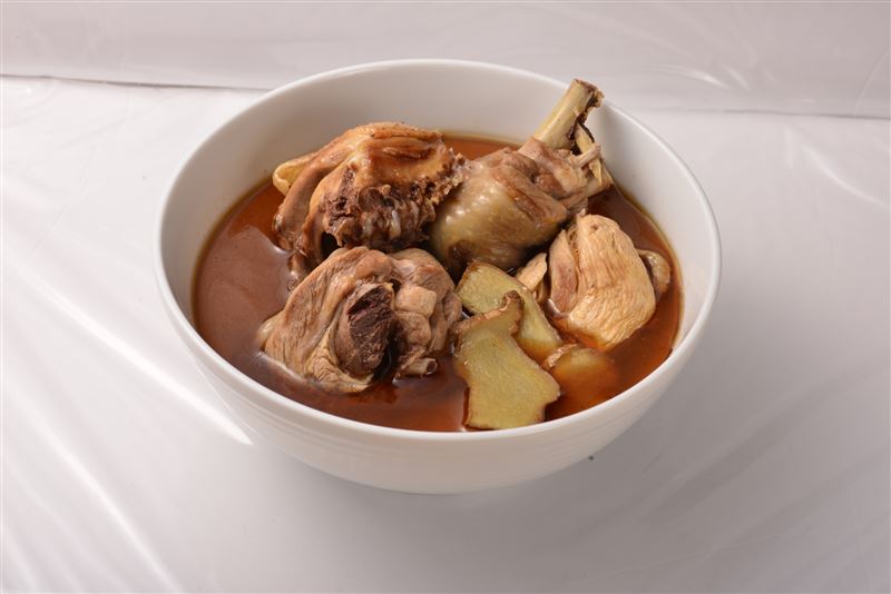 阿圖麻油雞。(圖/品牌業者提供)