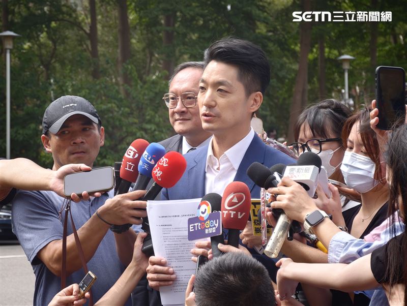 台北市長蔣萬安今(15)日列席行政院會後受訪。(圖/記者盧素梅攝影)