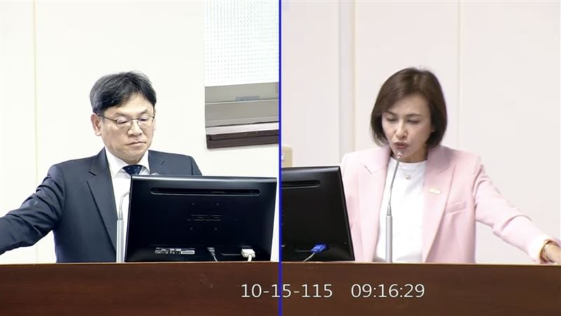 經濟委員會中，民進黨立委邱議瑩質詢葉俊顯台灣產業失衡問題。邱議瑩提出，既然AI與傳統產業的獲利能力及成長速度出現明顯差距，政府是否可以從租稅制度著手，採取差別營業稅率或分級課稅機制，讓成長快速、營收龐大的AI企業承擔較高稅負，降低部分傳統產業的負擔，藉此緩解產業發展失衡。（圖／翻攝國會頻道）