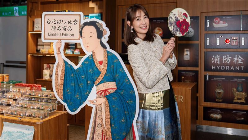 送沈伯洋、蔣萬安涼糖　賈永婕藏巧思表態