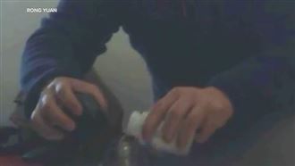 女嘔吐掉髮治不好！竟是惡同事在水壺下毒