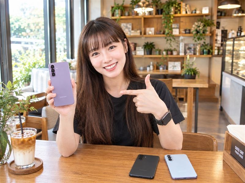 抗漲省錢撇步公開！傑昇通信歡樂購物季登場，三星A57狂降6千。（圖／傑昇通信提供）