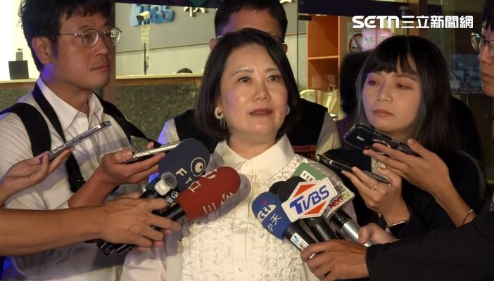 吳思瑤說辯論。(圖/翻攝畫面)