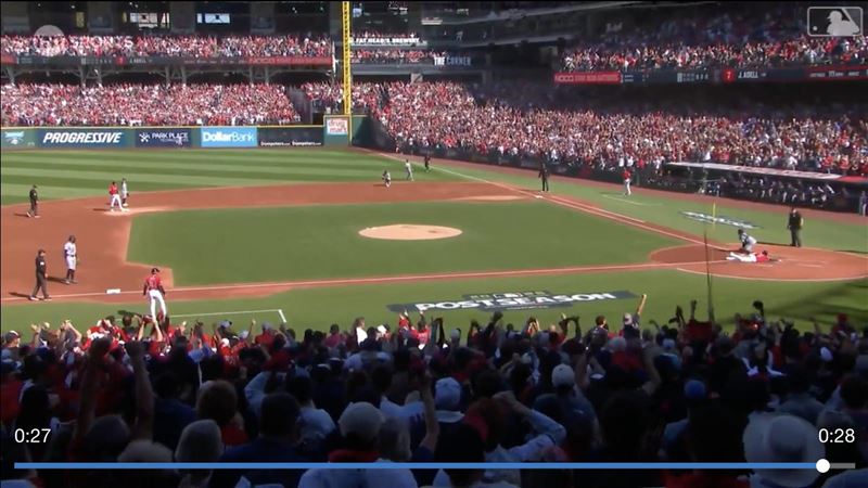 艾戴爾(Jo Adell)跑回生涯在季後賽的首分。(圖/翻攝自MLB官網)