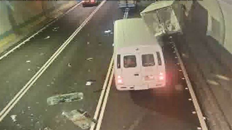 新／國道事故「福德隧道」3車追撞…占2道
