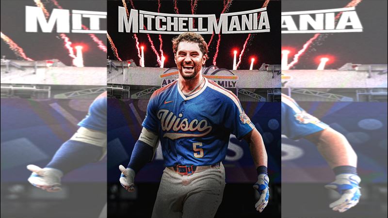 國聯冠軍系列賽G4米契爾（Garrett Mitchell）掃出超前轟。（圖／翻攝自X平台 @MLB）