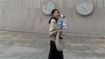 女星同框75歲尪　夫妻同步逆齡生長震驚網