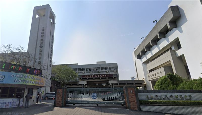 天母國中8生送醫　業者另供6校教育局開鍘