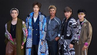 八三夭霸天嚴重摔傷！緊急取消時裝周走秀
