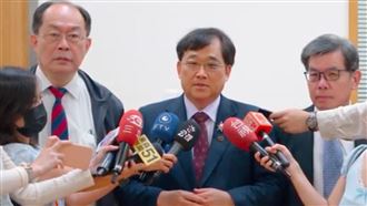 長者免保費！7醫團怒批政治撒錢摧毀健保