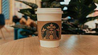 星巴克熱飲也縮水？她買伯爵茶那堤沒奶味
