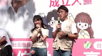 王世堅伴奏！沈伯洋、高嘉瑜合唱橄欖樹