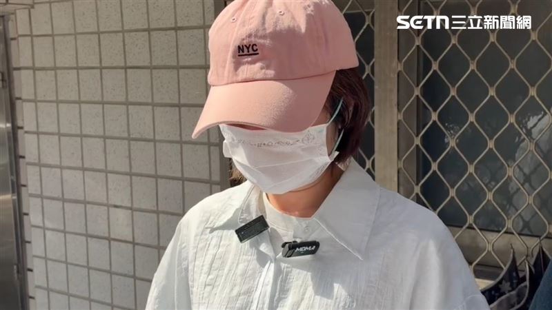 基隆簡姓男子、不滿分居的張姓妻子提離婚,竟用枕頭悶殺5歲兒子。簡男從看守所寄出恐嚇信,威脅張女家人,張女表示,請司法判處被告死刑。(圖/翻攝畫面)