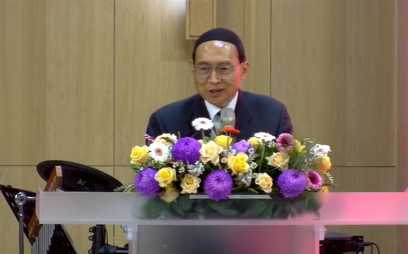 恆春基督教醫院舉辦「七十週年紀念感恩禮拜」,恆基董事長劉伯恩。(圖/翻攝畫面)