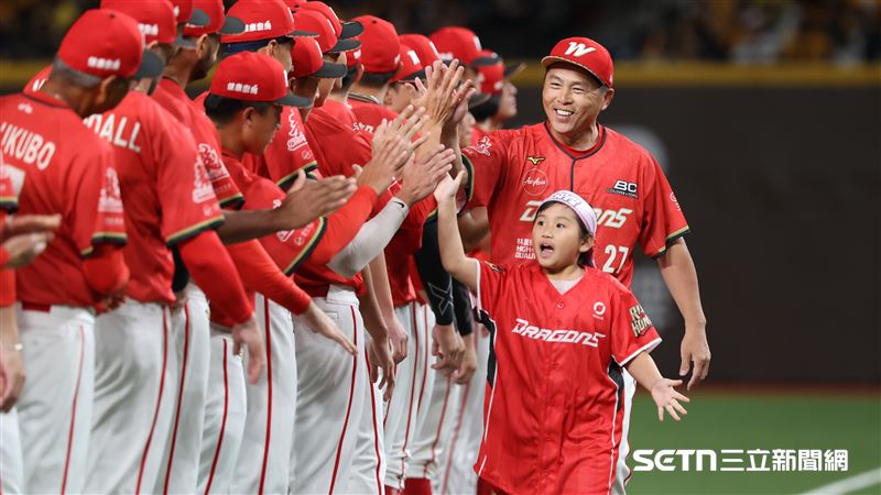 兄弟先發3換！選羅戈棄菲力士葉總這樣猜