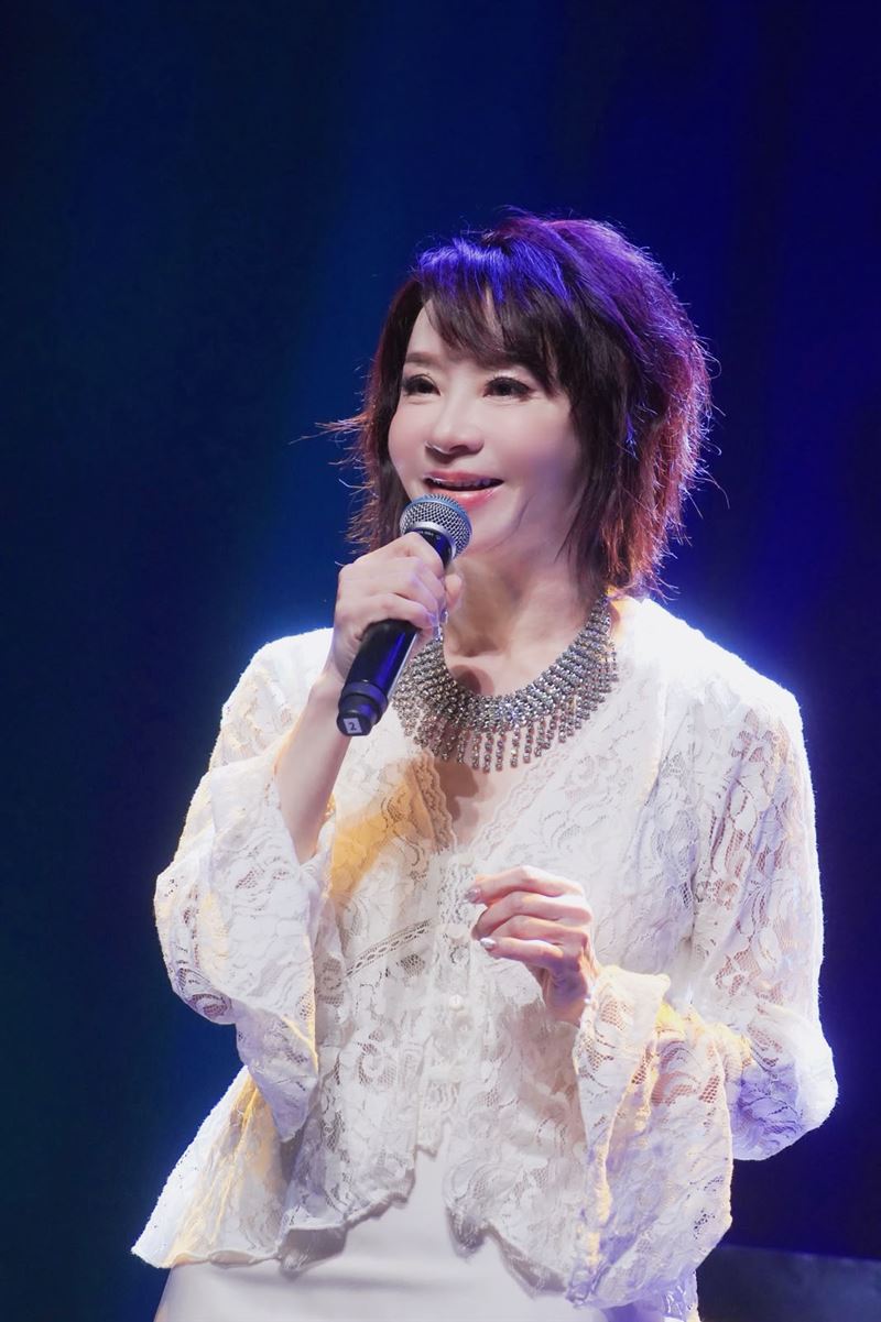 范怡文演唱〈美好時光〉,歌聲細膩動人。(圖/翰森娛樂提供)