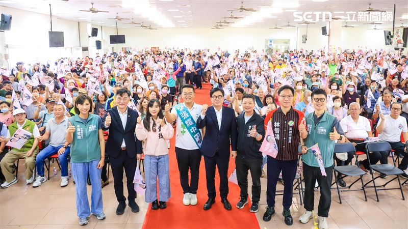 陳其邁現身競總：2625天，他是我市政分身