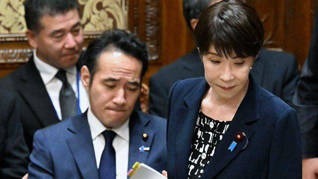高市內閣支持率跌破5成　57％認為1事太遲