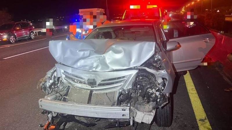 國1南下麻豆段車禍！3車追撞釀6人受傷