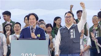 蔡英文現身力挺黃世杰：四年能改變很多